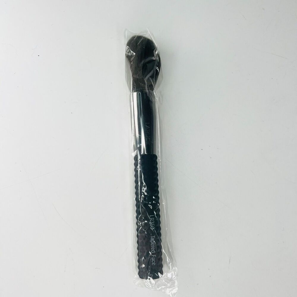 Laruce Tapered Face LR360 Foundation Blush Setting MakeUp Brush Black Grip New